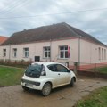 Škola stara 130 godina u Sremskoj Mitrovici dobija grejanje