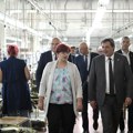 Ministar Gašić posetio kompaniju "Jumko" u Vranju: Obišao proizvodne pogone i sastao se sa rukovodstvom fabrike