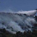 Bukte požari u Grčkoj, u toku evakuacija ljudi! Izgorelo nekoliko kuća, 8 helikoptera ide ka vatri