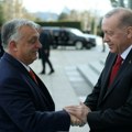 Erdogan je sa Orbanom razgovarao o povećanju trgovine i obnovi Sirije