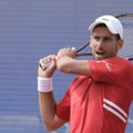 Novak izlazi na šljaku u vreme ručka: Setio sam se slavlja iz svlačionice posle olimpijskog zlata