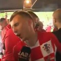 Hrvati došli u Tiranu! Stigli da podrže Albaniju na meču protiv Srbije - pogledajte atmosferu u kafiću, novinarka htela da…