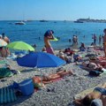 Krofna 3, kafa 4, a ležaljke sa suncobranom 15 evra: Prve cene u Crnoj Gori na startu sezone
