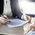 Leskovčanin ponižen i izvređan u banci, uz savet da se žali predsedniku