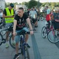 Бициклисти блокирали улице у Нишу