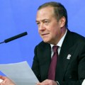 Medvedev: Nova američka strategija liči na pokušaj okretanja ogromnog broda