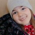 Ne hoda i ne priča, ne može da sedi samostalno: Ova hrabra devojčica ima epilepsiju, napadi su svakodnevni