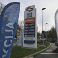 Продаја НИС-а постала сапуница: Преговори са МОЛ-ом запели, Карић и Мимовић нуде милијарде