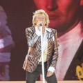 Rod Stjuart kolabirao usred koncerta: Morao da prima kiseonik, nastup dovršio na stolici (video)