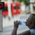 RHMZ objavi da će biti 37 stepeni, a ljudi izmere 40+: Kako to?