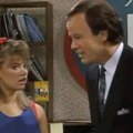 Preminuo čuveni glumac iz serije "Saved by the bell": Generacije će ga pamtiti po ovoj ulozi