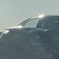 (Video) Karambol na auto-putu: Udes više vozila između Pećinaca i Šimanovaca, srča na asfaltu, stvara se kolona