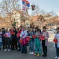 U radnim klompama na ulicu na protest! Da li je ugrožena bezbednost pacijenata u Kragujevcu?