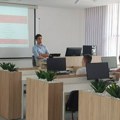 Susret sa svetom nauke: Vlasenički srednjoškolci u poseti etf