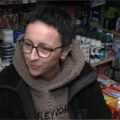 Svakodnevica, mušterije i humor iz života: Ivana drži tezgu na Vidikovačkoj pijaci za koju su čule hiljade ljudi (VIDEO)
