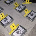 (Foto) Velika zaplena u Novom Sadu: Policija našla 6 kilograma kokaina, uhapšen muškarac iz Temerina
