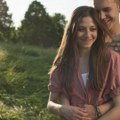 Anketa otkrila: Kakve muške fotografije na dejting aplikacijama najviše privlače žene u Srbiji