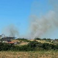 Gorele njive i nisko rastinje kod Koceljeve: Brzom intervencijom ugašen požar u zaseoku Ranisavljevići