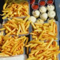 Evo zašto je pomfrit u restoranu ukusniji nego onaj koji pravimo kod kuće: Besplatan trik da budu savršeni