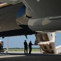 Tramp morao da čeka da poprave predsednički avion koji je iznenada imao neobičan problem