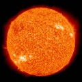 Astronomi otkrili da je Sunce manje nego što se do sada verovalo (VIDEO)