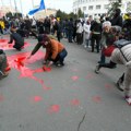 Skandalozna podrška za proteste: "Srbija da ima ljudskosti inicirala bi rezoluciju o genocidu u Srebrenici"