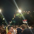 Građani se razilaze ispred Predsedništva: Došli da sačekaju rezultate izbora, u Pionirskom parku policijske brigade (VIDEO)