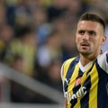 Bomba! Dušan Tadić u crveno-belom