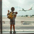 Roditelji ostavili dete samo na aerodromu: Policija se šokirala kad je čula od dečaka razlog zašto je ostao sam