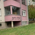 "Pucaju, vade noževe, pale baklje i prave sačekuše": Beogradsko naselje važi za uporište opasne navijačke grupe