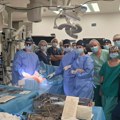 Doktor otkrio kako je protekla prva operacija srca uz pomoć robota: Kako se oseća pacijent operisan na Dedinju