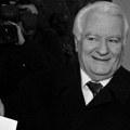 Ko je bio Dragoljub Mićunović? Antikomunistički disident sa Golog otoka i osnivač Demokratske stranke