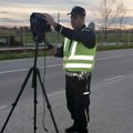 Na području Južnobačkog okruga juče 17 saobraćajnih nezgoda, iz saobraćaja isključeno 20 vozača