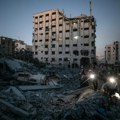 BLISKOISTOČNI SUKOB - U izraelskim napadima na Pojas Gaze najmanje 11 mrtvih, broj poginulih Palestinaca približio se cifri od…