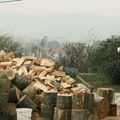 Zbog prodaje drva preko Fejsbuka mora da plati skoro 700 evra: Jednu grešku inspektor nije mogao da mu oprosti