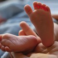 Vreme: Obrušio se plafon u GAK Višegradska, jedna sestra povređena, bebe evakuisane