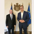 "Iskren i otvoren razgovor": Vučić sa Hilom o unapređenju odnosa, KiM i međunarodnoj poziciji Srbije
