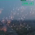 Milo za drago: Spektakularni udari kasetnim bombama kod Makarevke (video)