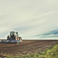 Poljoprivrednici: Matematika države za visinu subvencija nema veze sa stvarnošću