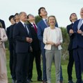 I papa stiže na samit G7 Zapad sprema udar na Kinu i Rusiju