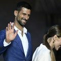“Kakav šmeker”: Novaku u Parizu prišla slavna glumica, a zbog onoga što joj je rekao fanovi ga još više vole