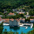Ostrvo na Jadranu za koje retko ko zna, a primer je savršenstva: Na njemu usred sezone možete pronaći praznu plažu