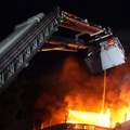 Gradom odjekuju eksplozije, ljudi beže iz zapaljene zgrade: Stravični snimci ruskog vazdušnog napada na Odesu: Panika na…