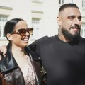 Darko Lazić ulaže bogatstvo u vilu, Kaća zavela stroga pravila: Komšije krišom gledaju šta se dešava preko bašte