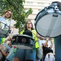 Protest u Novom Sadu: Monstrumi koji su studentkinji slomili vilicu na slobodi, studenti u zatvoru