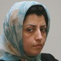 Iranska laureatkinja Nobelove nagrade za mir hitno prebačena iz zatvora u bolnicu