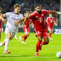 (VIDEO) Spektakularan gol Majsnera, Bajern preokrenuo