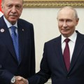 Erdogan razgovarao sa Putinom: Važno je osigurati bezbednu plovidbu u Crnom moru