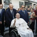 Papa Franja izašao iz bolnice u Rimu