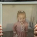 Mala Džena preminula nakon operacije očnog kapka: Suđenje lekarima ponovo otkazano, otac Muris ogorčen: "To nas nije…